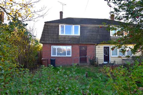 Church Avenue Broomfield Chelmsford Cm1 3 Bed Semi Detached House