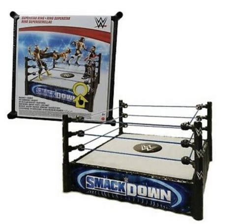 WWE SMACKDOWN TOY WRESTLING RING FOR FIGURES