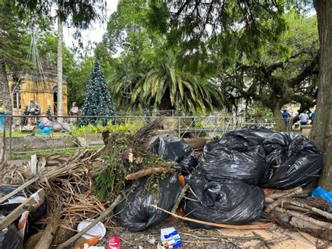 Sanep Realiza Manutenção Do Lago Da Praça Coronel Pedro Osório Diário