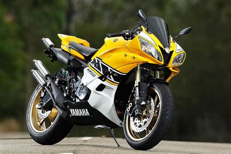 Racing Cafè Yamaha Rz 500 Special