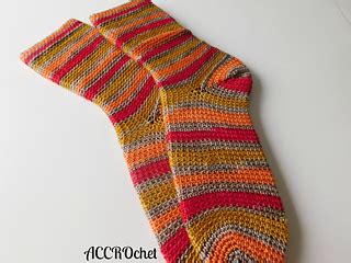 Ravelry: Dobby socks pattern by ACCROchet