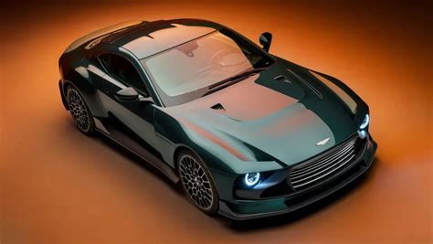 ASTON MARTIN VALOUR ESTREIA MOTOR V12 E CÂMBIO MANUAL PARA CELEBRAR