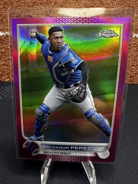 Topps Chrome Pink Refractor Salvador Perez Kansas City Royals