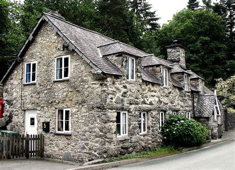 Welsh Cottage Outskirts Of Dolgellau Photos