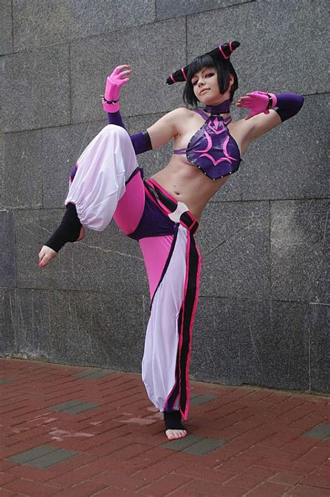 Street Fighter Juri Cosplay