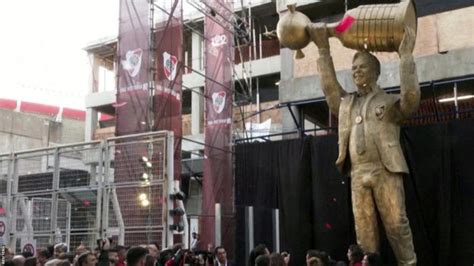 Marcelo Gallardo: Statue of River Plate legend sparks mockery over ...