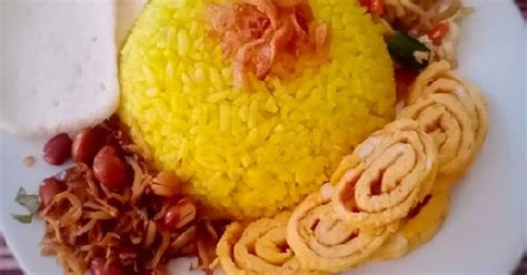 Resep Nasi Kuning Simpel Wangi Oleh Tatimiss18 Cookpad