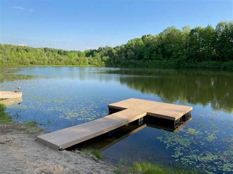 Floating Dock Kits | DIY Dock Kits | Pond King — Pond King, Inc.