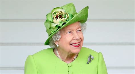 Her Majesty The Queens Seventy Year Reign Was The Stuff Of Legend Grazia