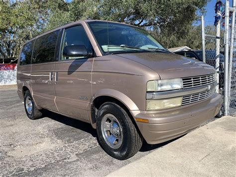 Chevrolet Astro Minivan Models Generations And Details Autoblog