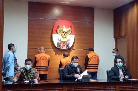 Foto Gubernur Sulsel Nurdin Abdullah Resmi Jadi Tersangka Suap Dan