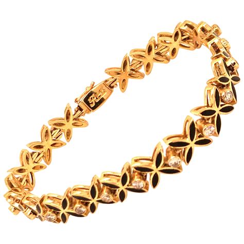 Vintage 1960s 14 Karat Yellow Gold Mesh Bracelet With Enamel Flowers For Sale At 1stdibs