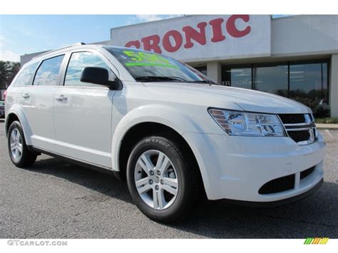 White Dodge Journey Se Photo Gtcarlot Car