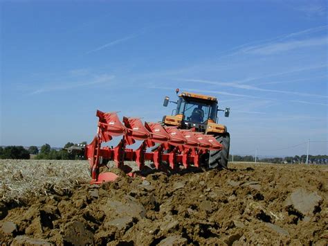 Kuhn Multi Master 183 6E T Fiches techniques données techniques 2014