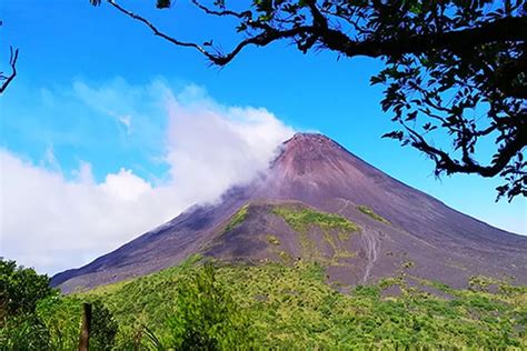 Aktivitas Gunung Soputan Meningkat Para Pendaki Diminta Waspada Akurat