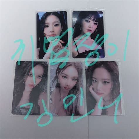 現貨出售 G I Dle 迷你六輯 I Feel Wm3 0 明洞店 特典卡 小卡 薇娟 米妮 小娟 雨琦 舒華 蝦皮購物