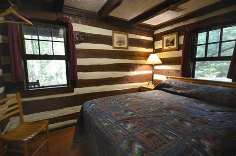 Where are the Cabins at Virginia State Parks?