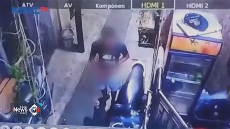 Pria Lakukan Aksi Tak Senonoh Di Depan Rumah Seorang Wanita Di