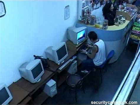 Cojiendo En El Ciber XVIDEOS