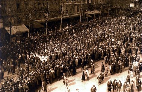 Les funérailles de Sarah Bernhardt à Paris le 29 mars 1923 Photo12