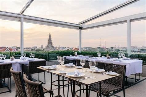 The Best Rooftop Restaurants For Rent In Singapore Tagvenue