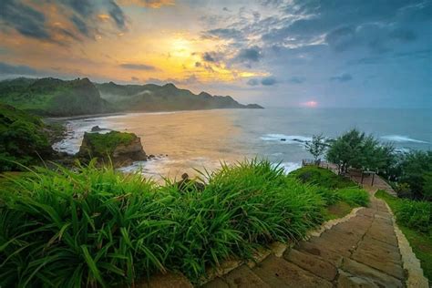 Catat Ini Deretan Pantai Di Jawa Tengah Yang Mirip Dengan Bali