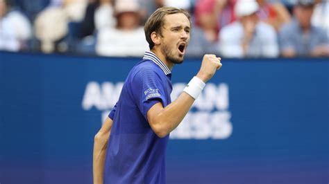 Us Open 2021 Daniil Medvedev Zieht Mit Halbfinal Sieg über Félix Auger