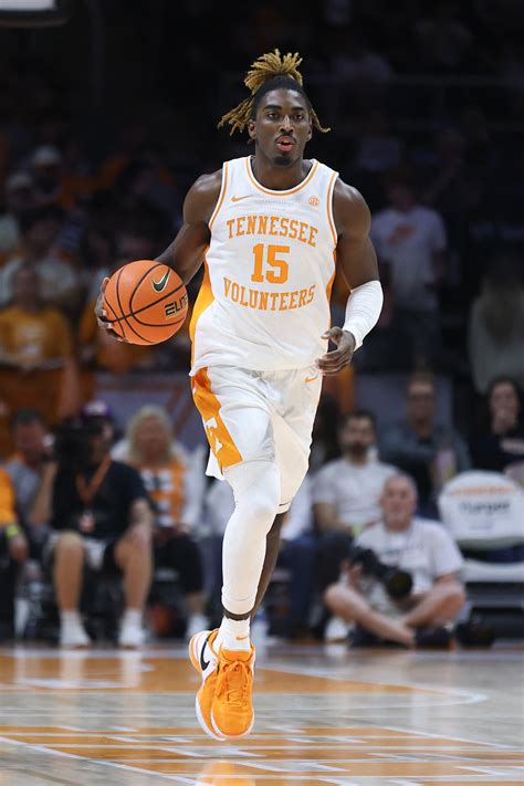 No. 9 Tennessee breezes by Tennessee Tech, 80-42 | Reuters