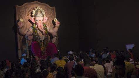 6 Must Visit Iconic Ganpati Pandals Around Mumbai Viajando E Aproveitando