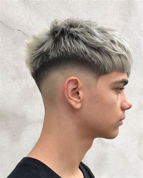 The Best Haircuts For Men Click Here Stylish Short Haircuts Mens