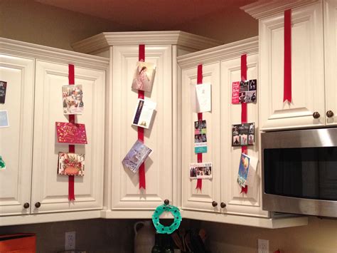 10 Christmas Ribbon On Kitchen Cabinets DECOOMO