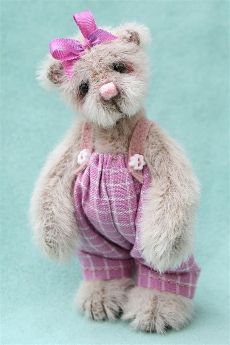 Petunia 3 Tall Miniature Artist Bear By Jane Mogford Pipkins Bears