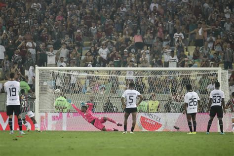 Brazil S Fluminense Beats Ecuador S Liga To Win Recopa Sudamericana Title