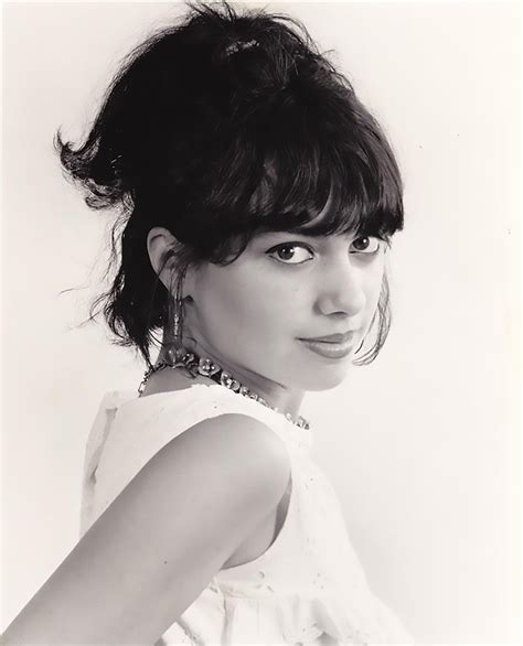 Susanna Hoffs of The Bangles and Sid & Susie (1982) : r/OldSchoolCool
