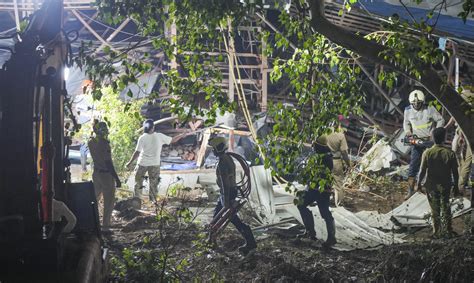 Death Toll Rises To 14 In Mumbai Hoarding Tragedy Search And Rescue