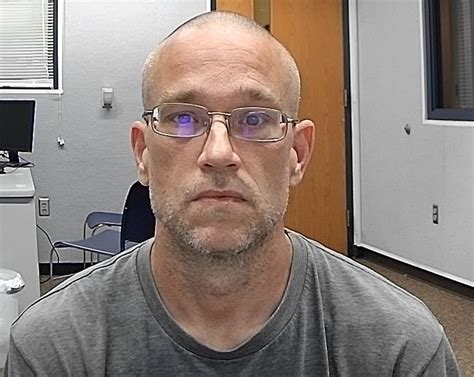 Eric Lee Gibson Sex Offender In Pierre SD 57501 SD1040