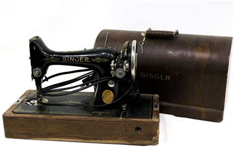 Vintage Singer Sewing Machine Model AD091721 Portable With Bentwood