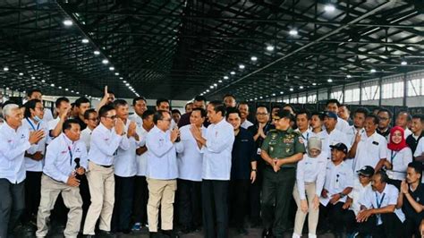 Dirut Pt Pindad Abraham Mose Terima Kunjungan Presiden Jokowi Beserta