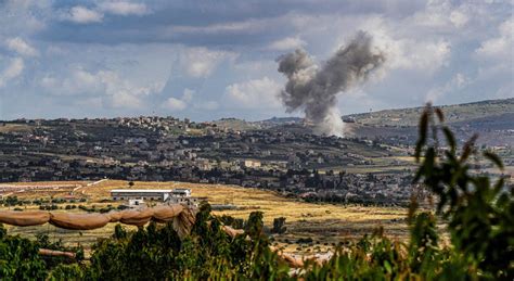 Quatro Pessoas Incluindo Socorristas Mortas Em Ataques Israelitas No Líbano