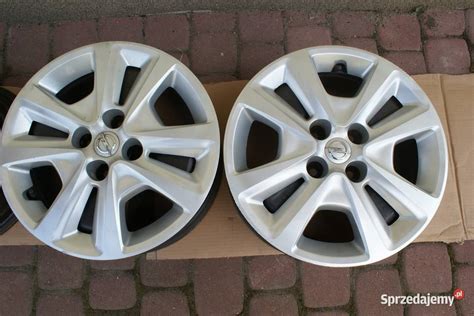 Stalowe strukturalne 4x100 6Jx15 cal ET39 Opel Corasa E Adam Dynów