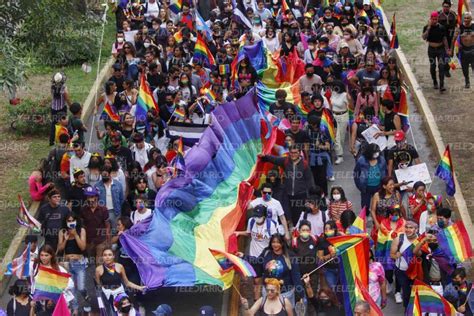 Puebla celebra la Marcha del Orgullo LGBTTTIQ 2022 Telediario México