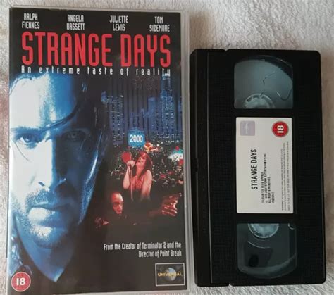 STRANGE DAYS VHS BIG BOX Ralph Fiennes Angela Bassett Juliette