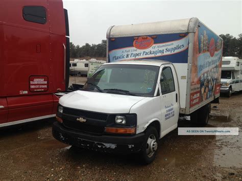 2003 Chevrolet 3500 Express Van Box Truck