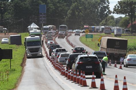 12 Mil Veículos Devem Trafegar Por Dia Na Br 277 Durante O Show Rural Jornal O Paraná