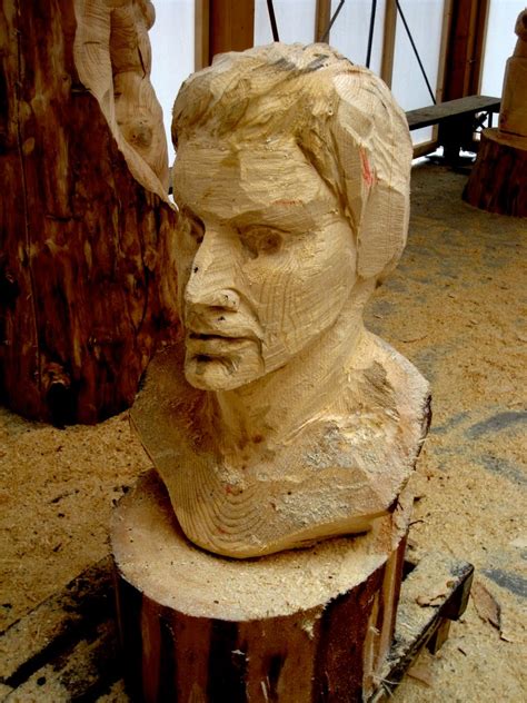 ERB's Woodcarving Blog: Chainsaw Carving Day V