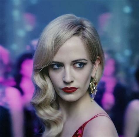 Dark shadows Beauté française Eva green Beauté