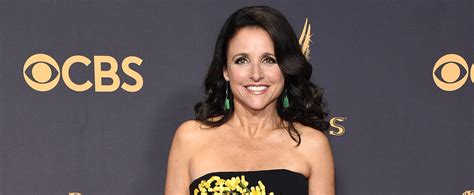 Julia Louis-Dreyfus Chemotherapy Photo December 2017 | POPSUGAR Celebrity