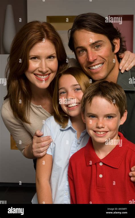 portrait   parents   children stock photo alamy