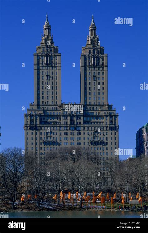 The Gates, Central Park, New York, 1979-2005 Stock Photo - Alamy