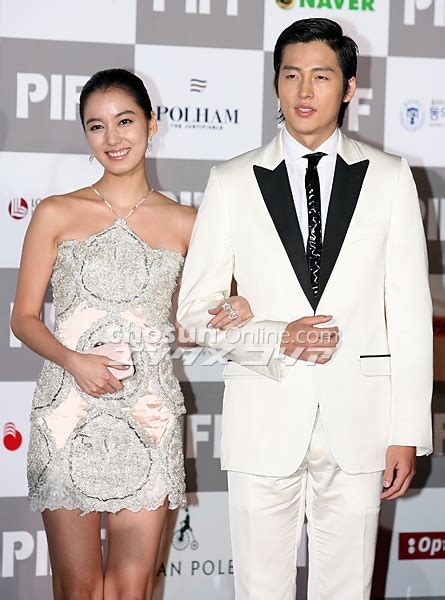 【piff】イ・ジョンジンandイ・ソヨン「結婚式みたい？」 Chosun Online 朝鮮日報